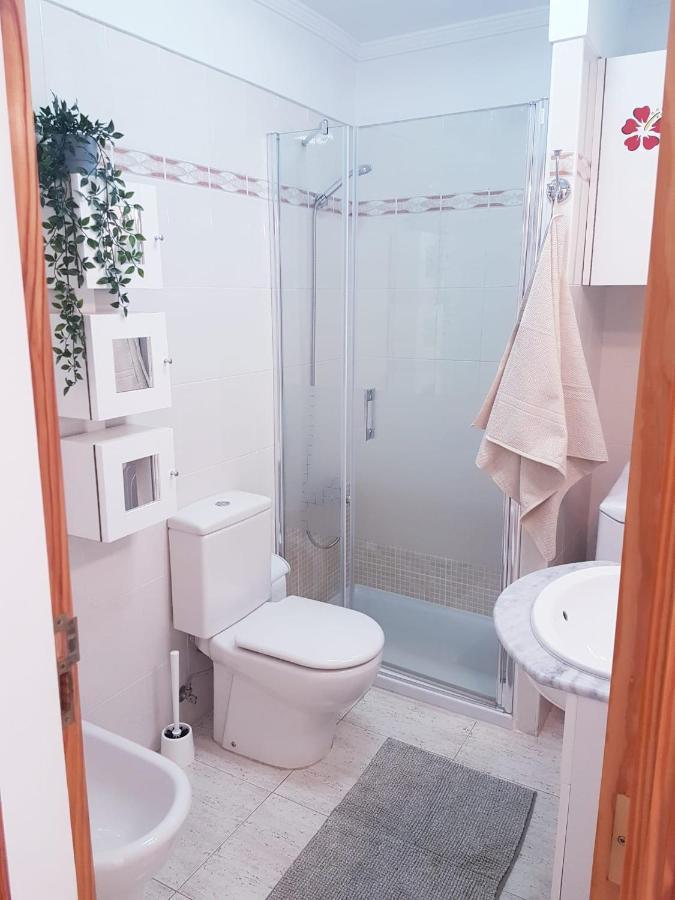 Sun Sand Sea, Playa Las Vistas, Los Cristianos 洛斯克里斯蒂亚诺斯 外观 照片